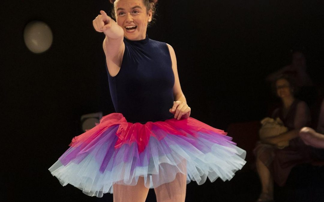 Espectáculo de Mariona Esplugues gana Premio BBVA de Teatro 2025