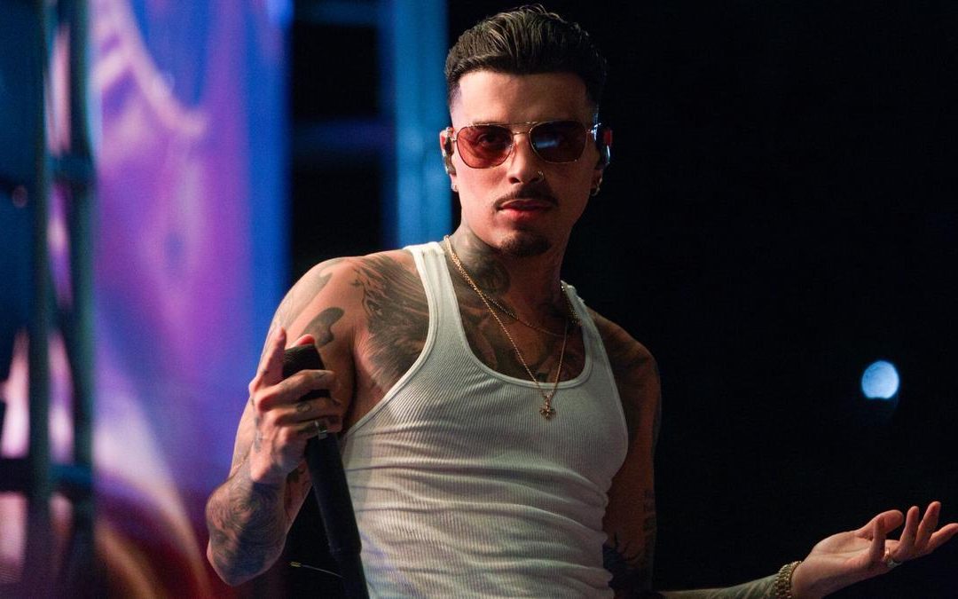 Rauw Alejandro lanza vídeo musical grabado con el iPhone 17 Pro