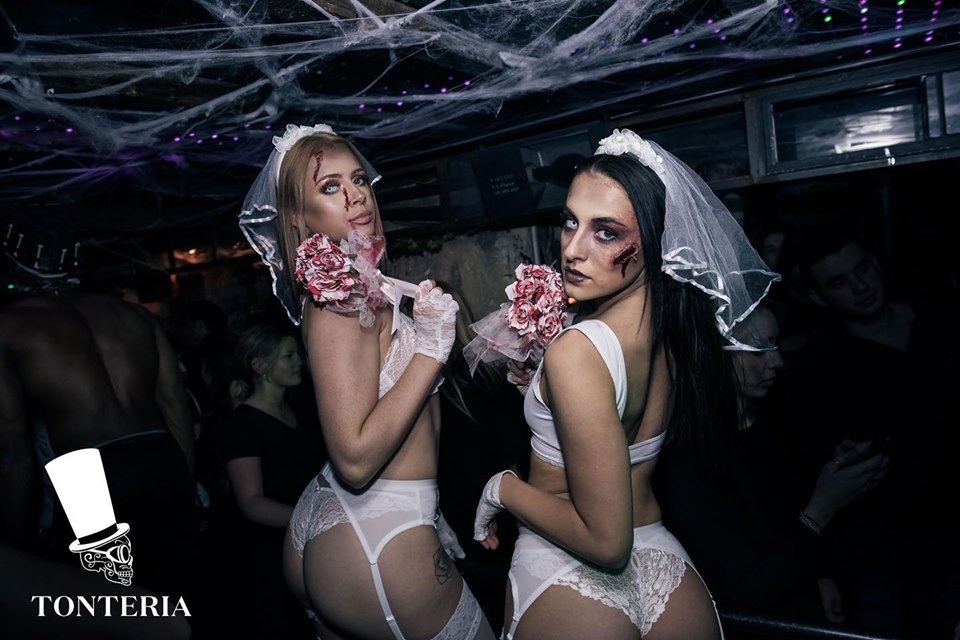 Como reservar mesa en fiesta de Halloween en Shoko Barcelona